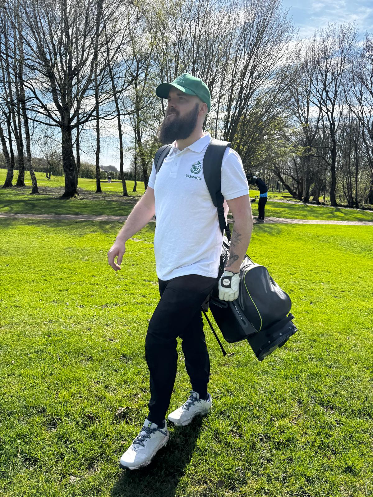 Walking between holes